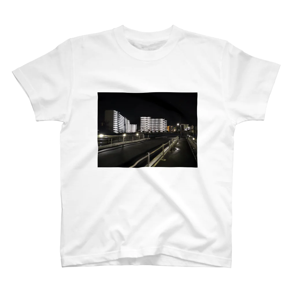 kaori屋のon a bridge Regular Fit T-Shirt