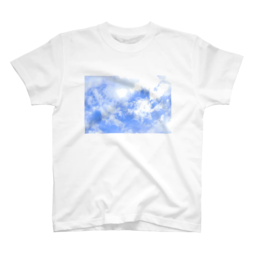 ときどきどきの気持ち良い青空 Regular Fit T-Shirt