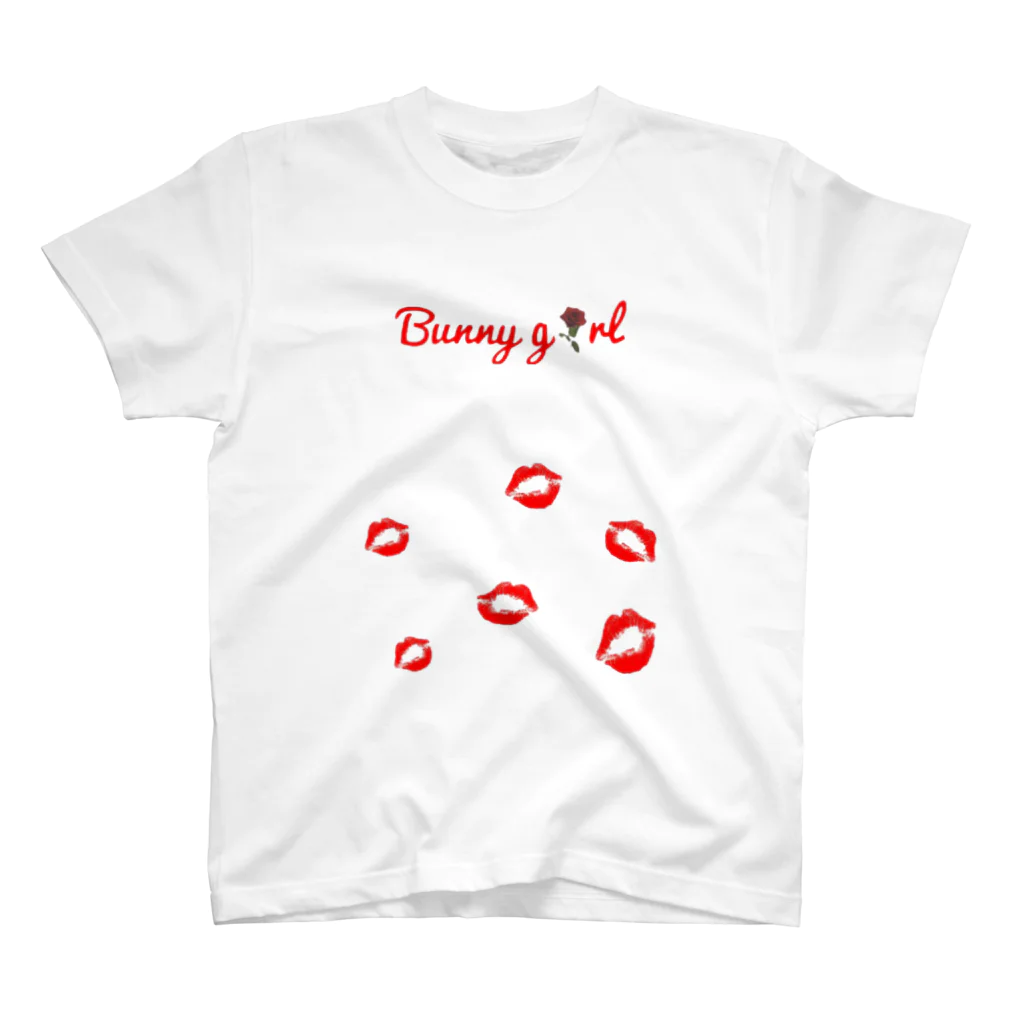 🦋 bunny girl 🦋のbunny girl lip💋 Regular Fit T-Shirt