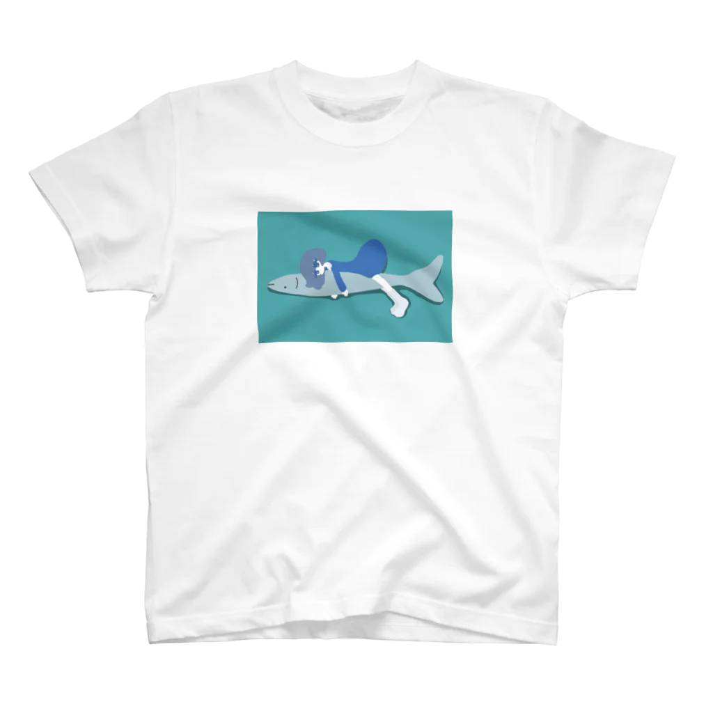 大名の魚の抱き枕 スタンダードTシャツ