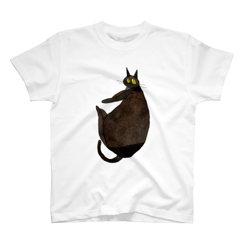 おかやまたかとしのBlack cat Regular Fit T-Shirt