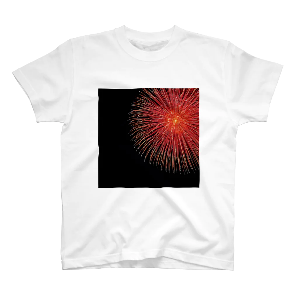 AwesomeのFireworks 2 Regular Fit T-Shirt