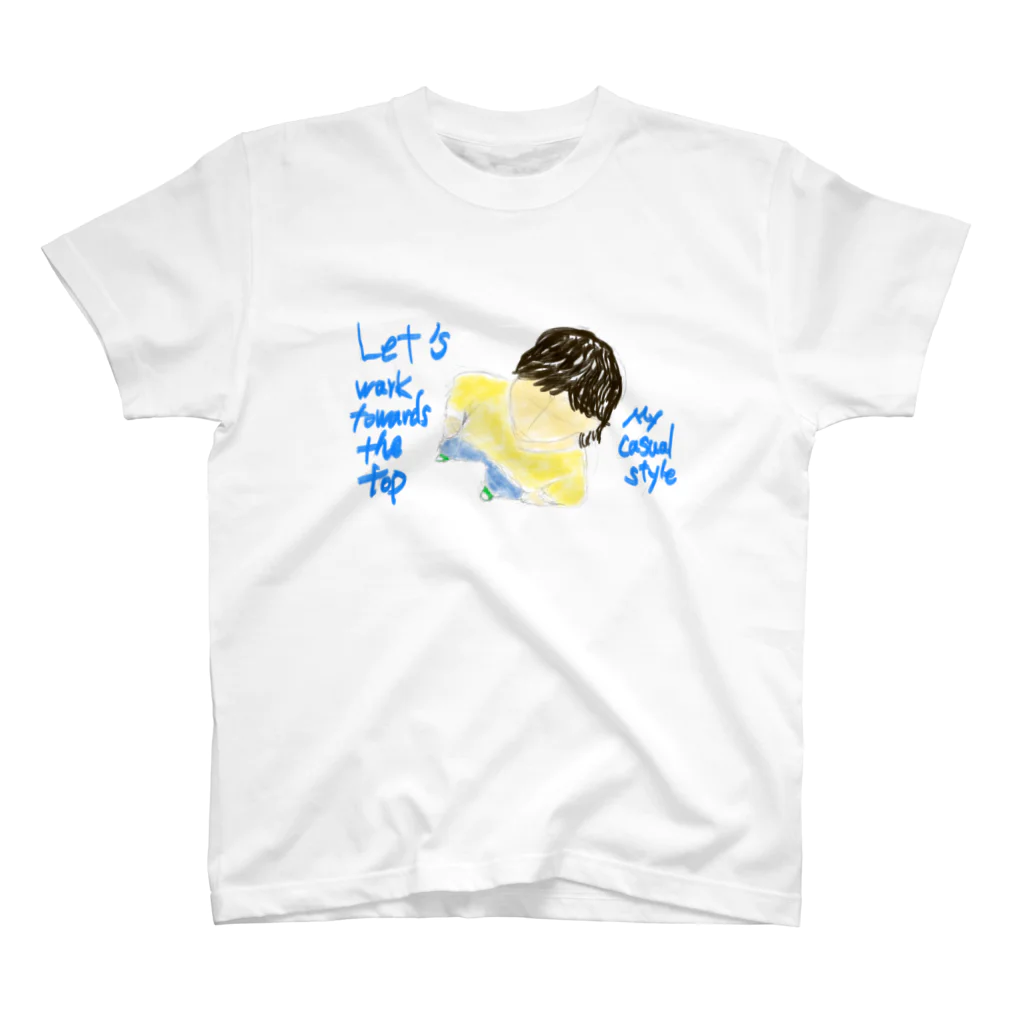 マイカジュアルスタイルストアのLets wark towards the top mysty Regular Fit T-Shirt