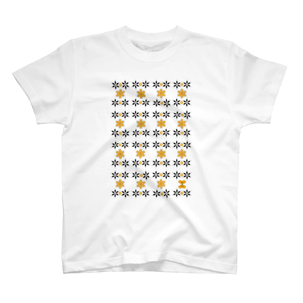 RMk→D (アールエムケード)の花柄 Regular Fit T-Shirt