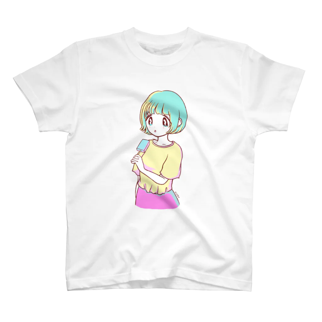 微々子(Viviko)のもう真夏の気分な子 Regular Fit T-Shirt