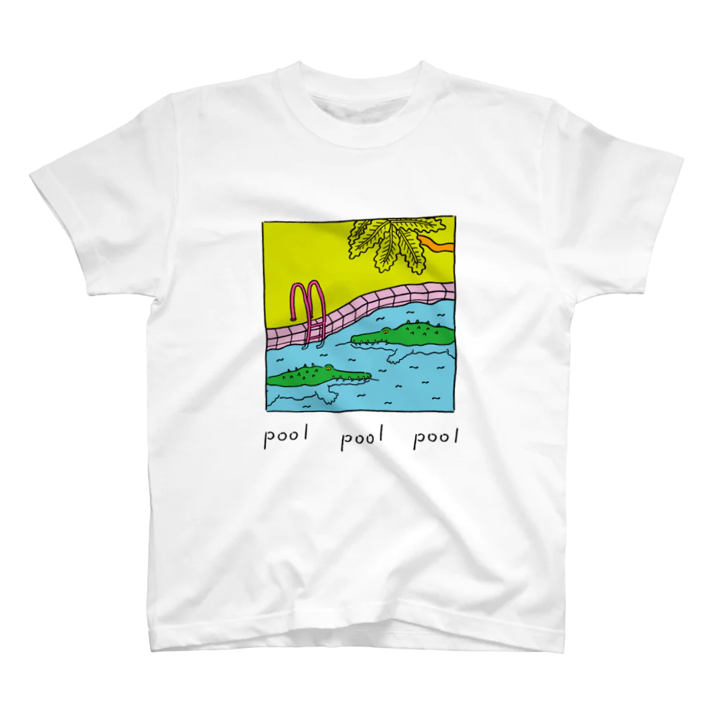 Futakawa Mayuのグッズショップのpool ワニ Regular Fit T-Shirt