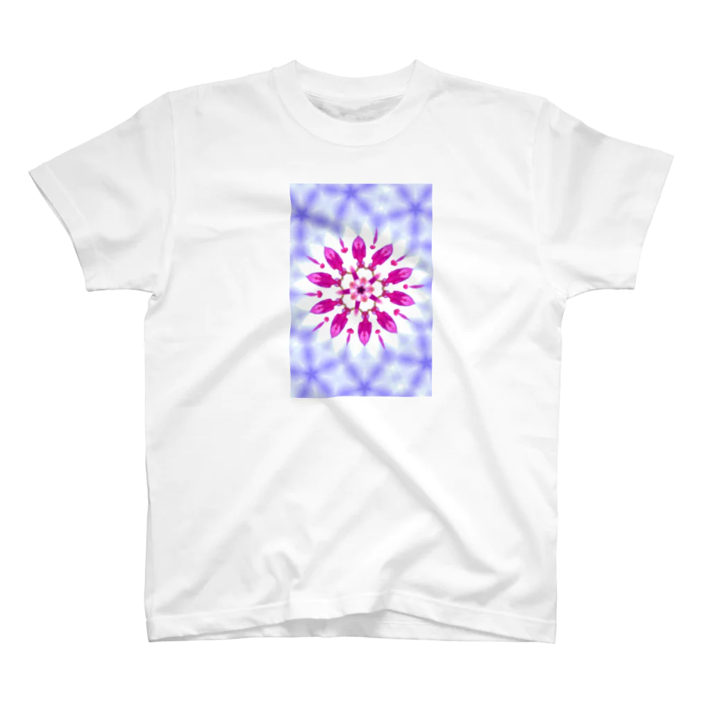 Flower kaleidoscopeの桜の万華鏡 Regular Fit T-Shirt