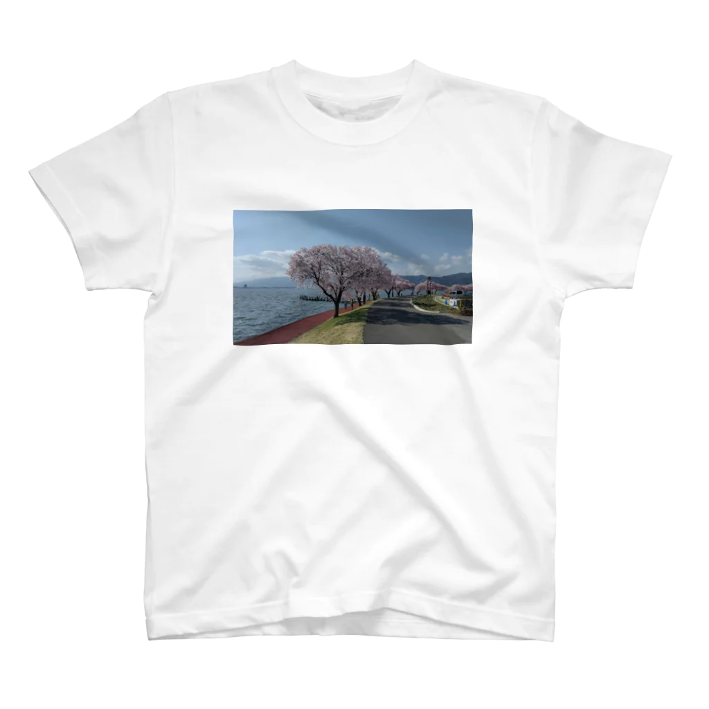 ももたんの諏訪湖の桜 Regular Fit T-Shirt