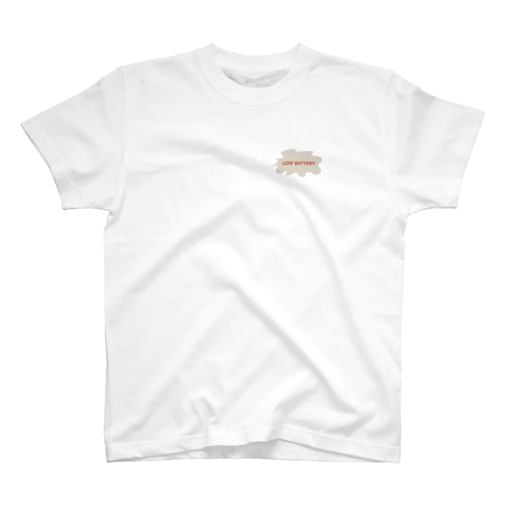 amのおもしろたのしいお店のLow　Battery　Girl Regular Fit T-Shirt