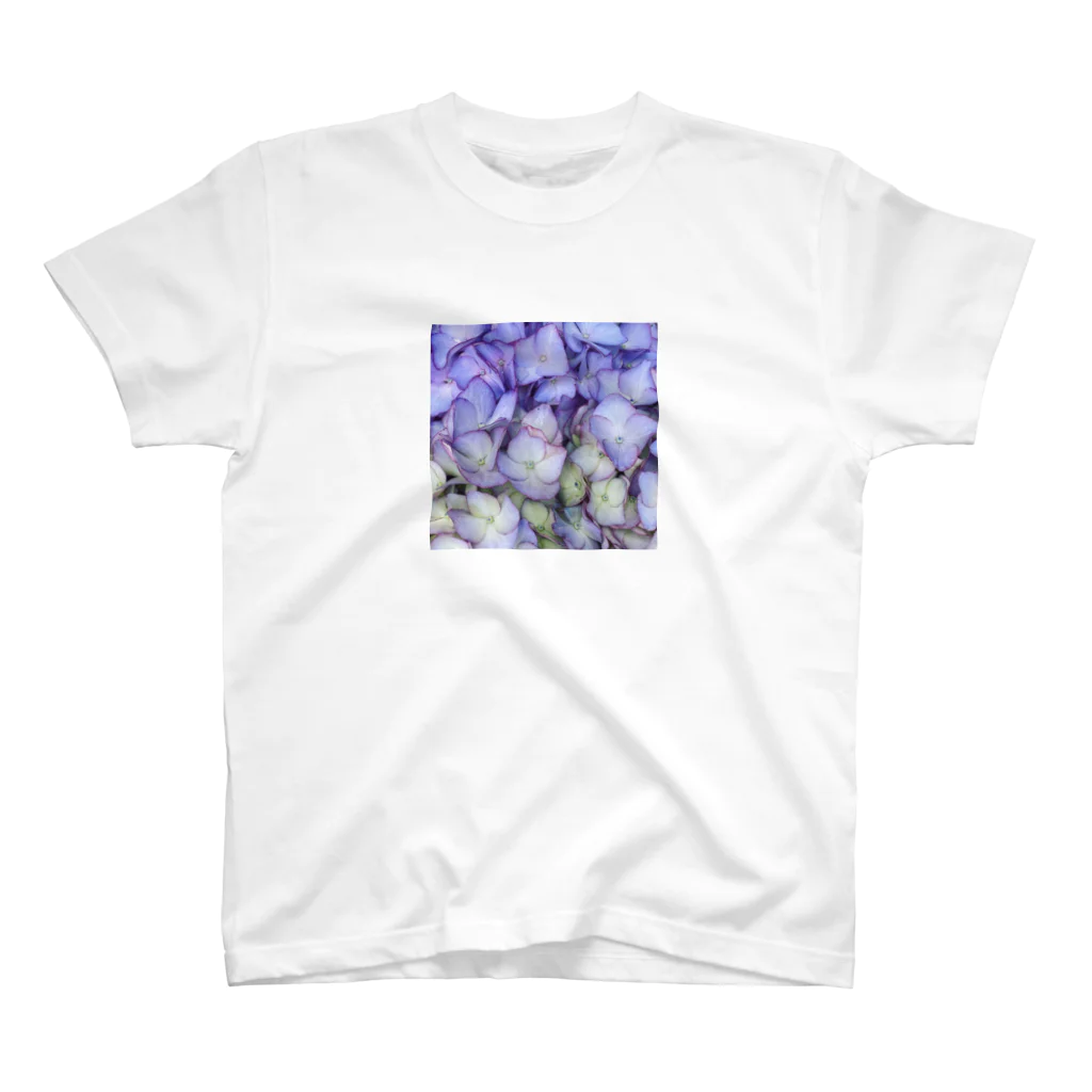 amekoamenokoのflower Regular Fit T-Shirt