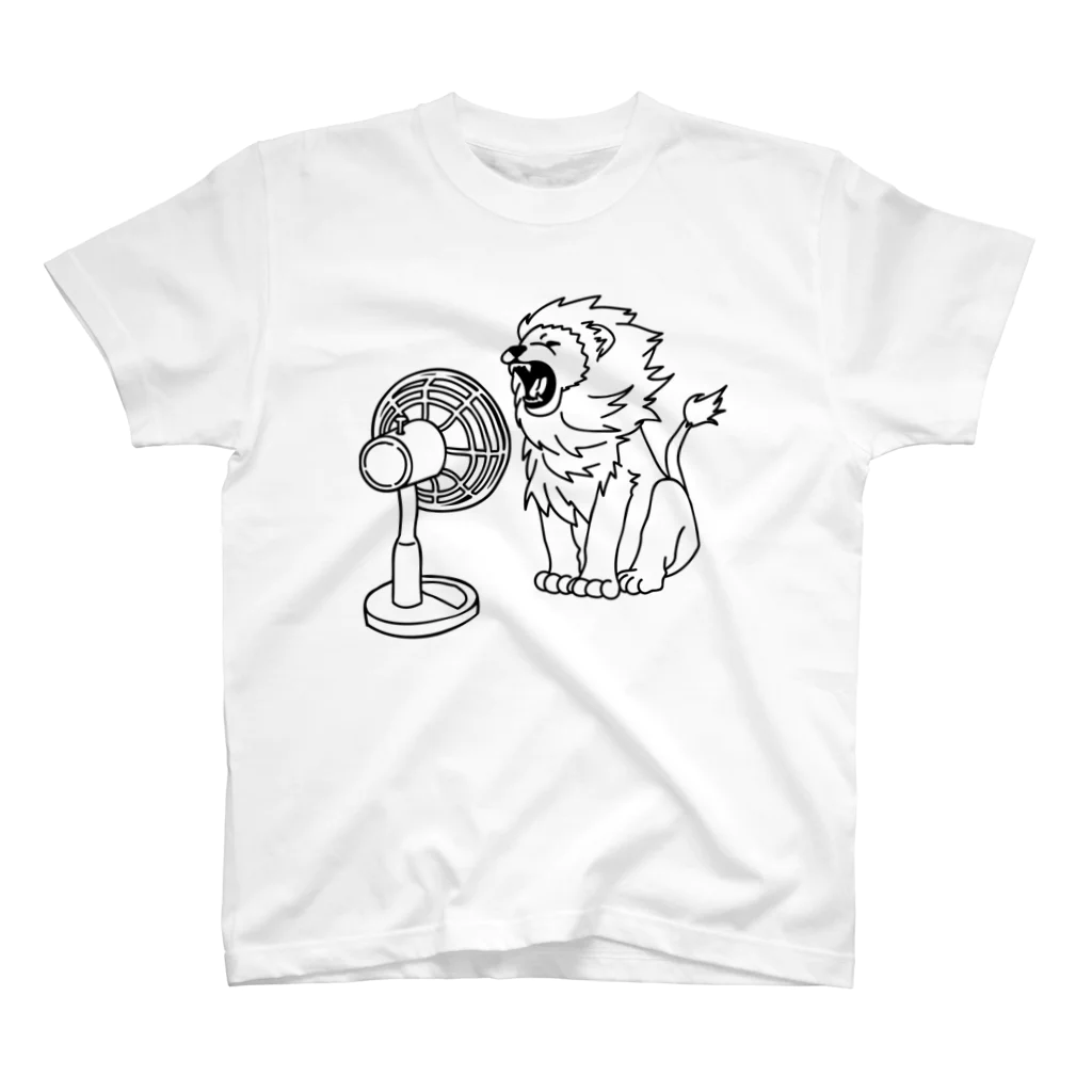 ichomaeの扇風機にあたるライオン Regular Fit T-Shirt