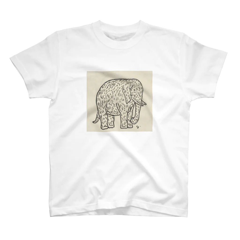 miyunpaのElephant Regular Fit T-Shirt