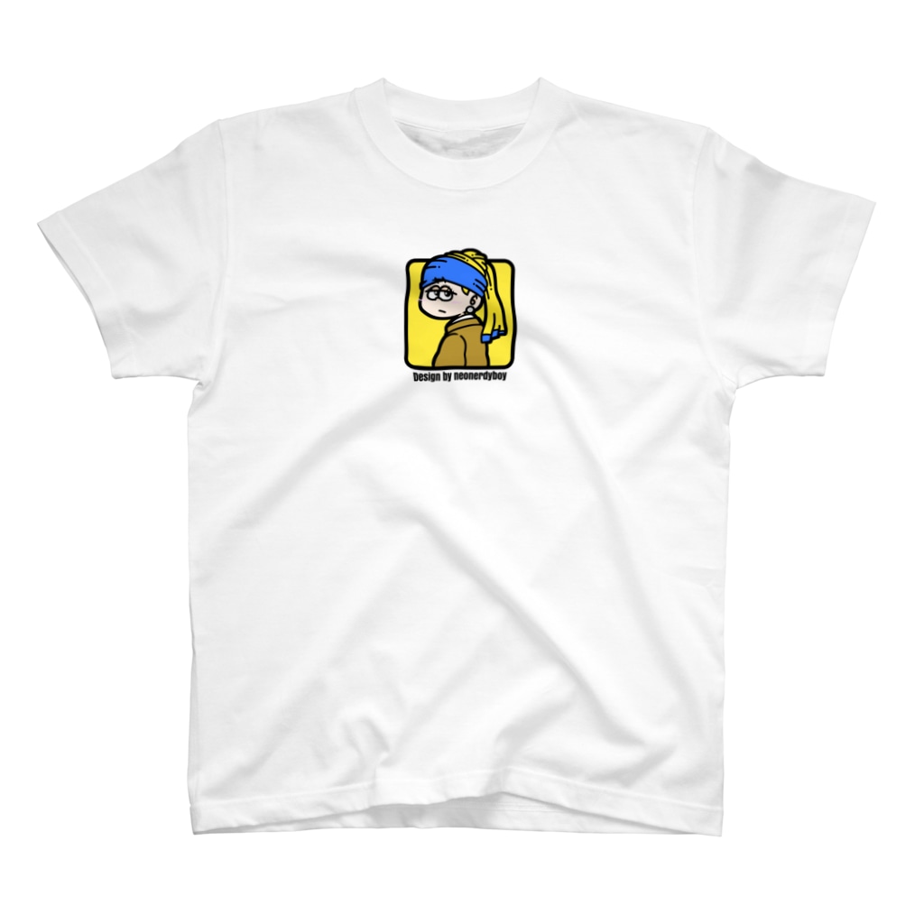 Design by neonerdyboyのPEARL GIRL Tee T-Shirt