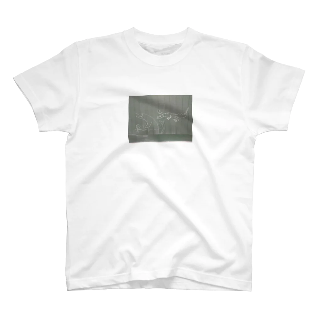 響屋のチョークアートわにくん&魚竜くん Regular Fit T-Shirt