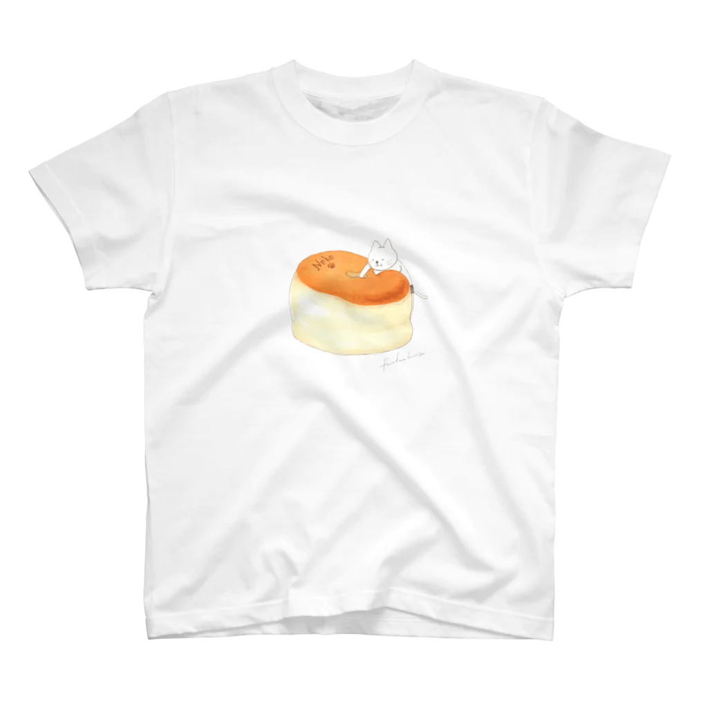 FWAFWA house+のネコぱんとスフレチーズケーキ Regular Fit T-Shirt