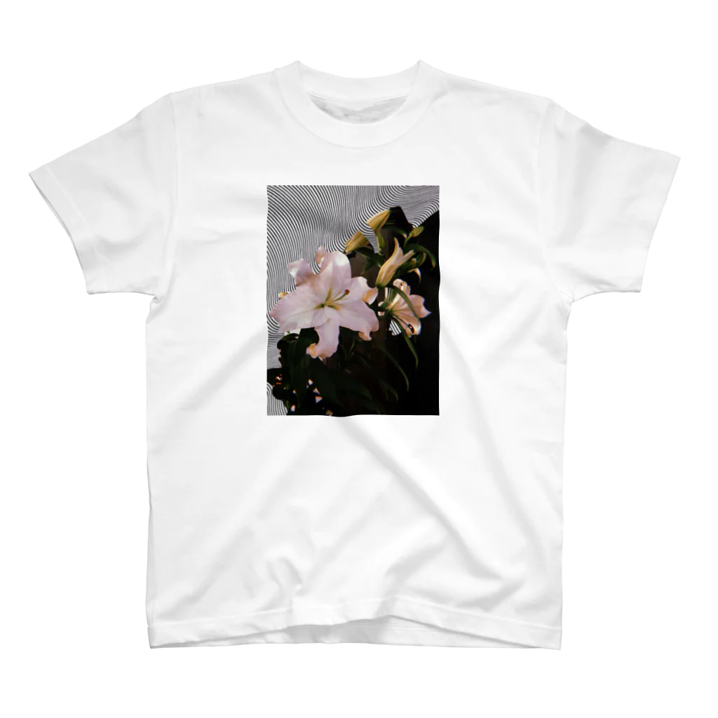 ﾄﾙｺﾞﾚのユリの花コラージュ Regular Fit T-Shirt