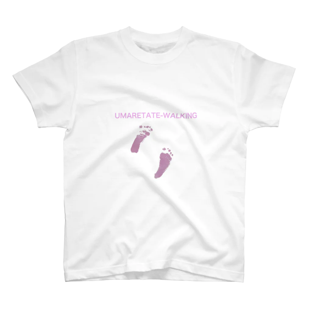 Coi_GalleryのUMARETATE-WALKING Regular Fit T-Shirt