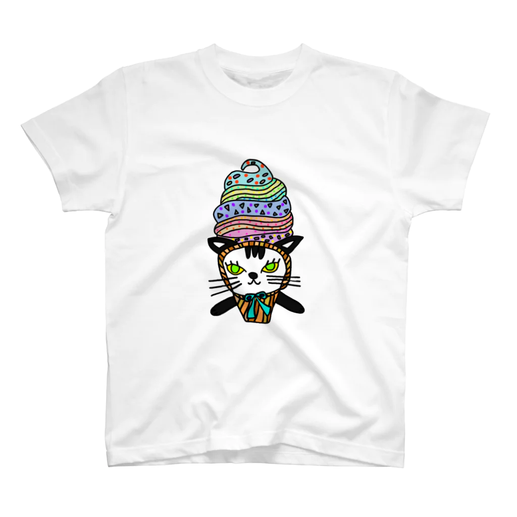 CREAMY YODAのソフトクリーム白黒ネコ Regular Fit T-Shirt