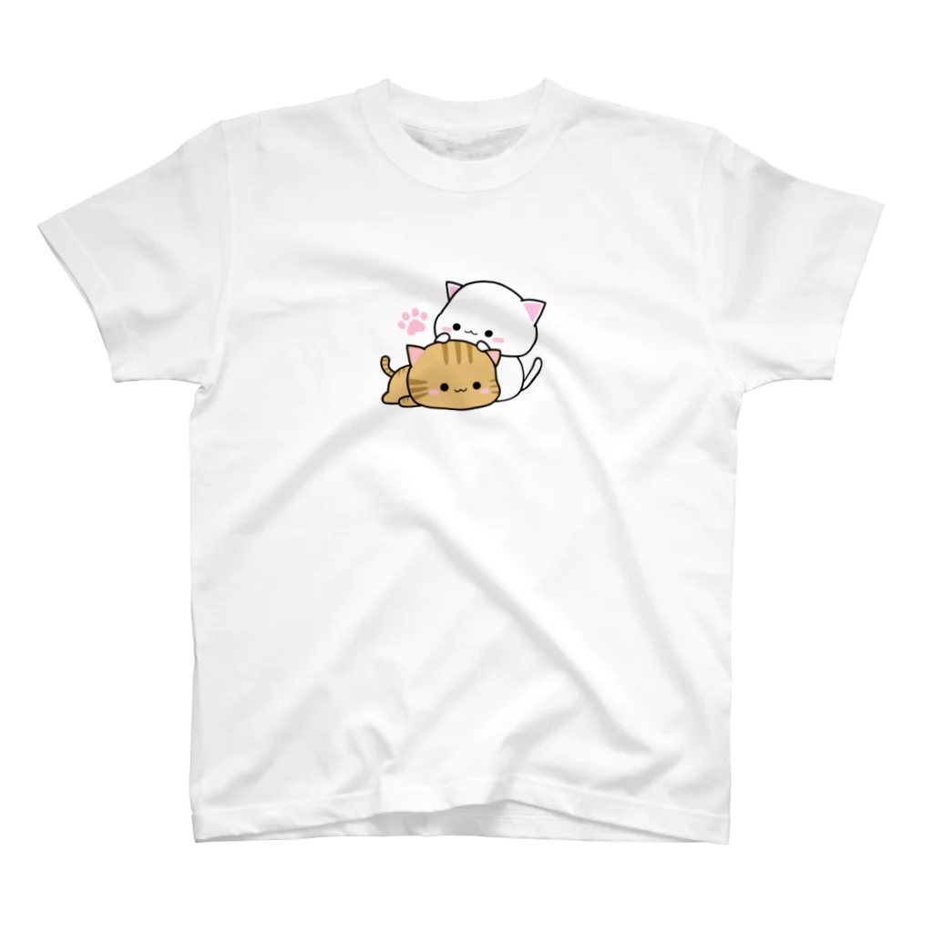 Rikomalの寄り添うモチモチ猫ちゃん スタンダードTシャツ