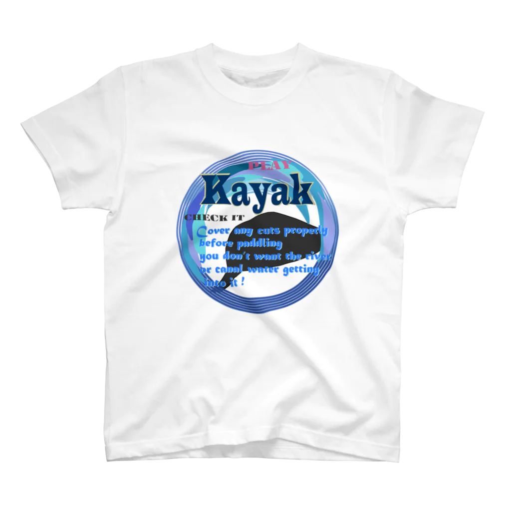 CK & outdoorマガジン店のプレイカヤック青表ロゴ Regular Fit T-Shirt