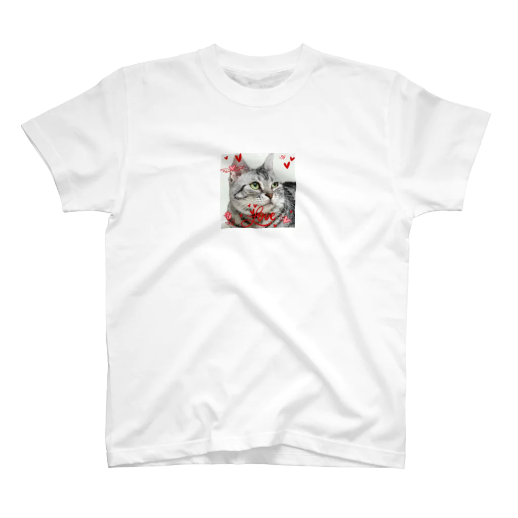 キュンなショップの💖ラブリーにゃんこ キュンな猫 スタンダードTシャツ