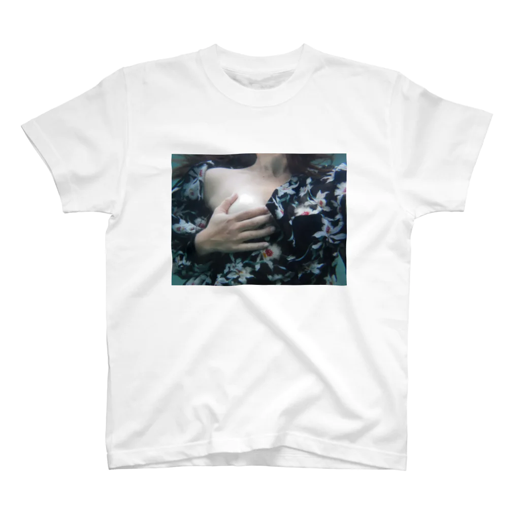 sayo1o29の海の中のお花 Regular Fit T-Shirt