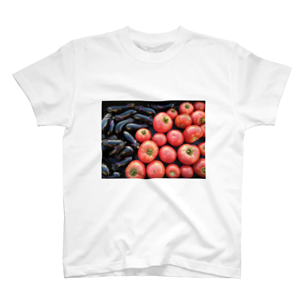 ZAMA YUTAKA FARMのトマトちゃんとナスくん Regular Fit T-Shirt