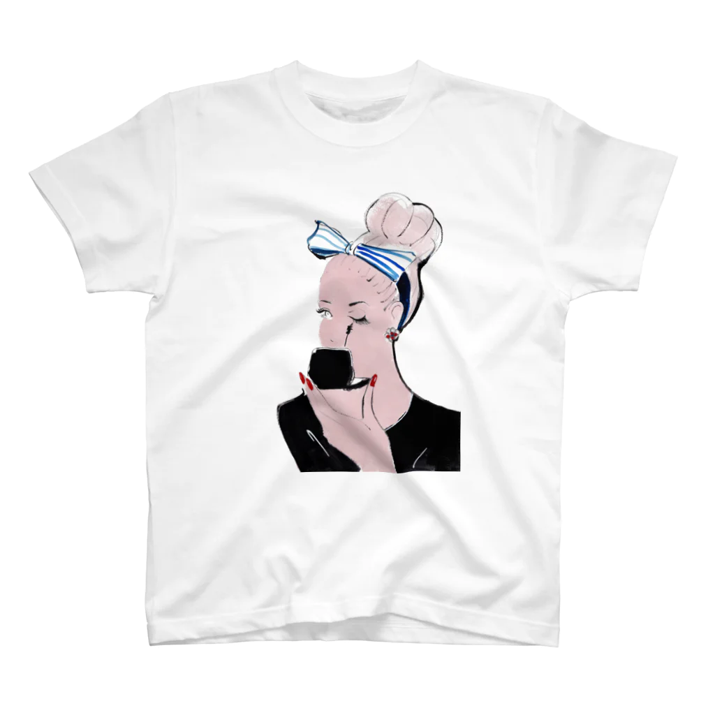 Jojo Yan | A Fashion Illustratorのメイクアップ Regular Fit T-Shirt