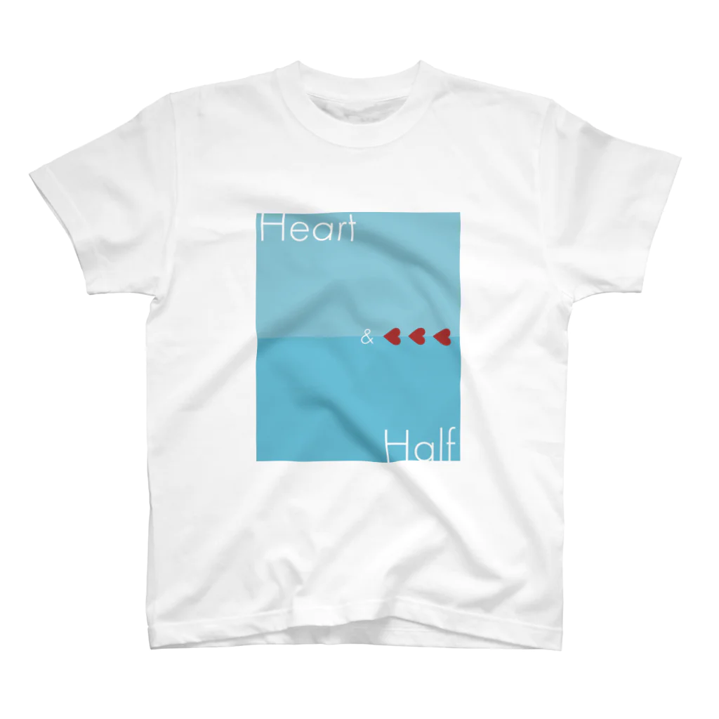 yukaina_yukariのHeart & Half ハート Regular Fit T-Shirt