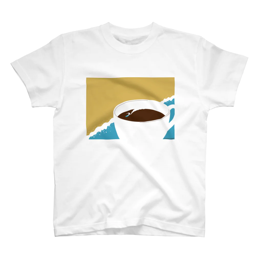 Arts&Crafts Muuの海とコーヒー Regular Fit T-Shirt