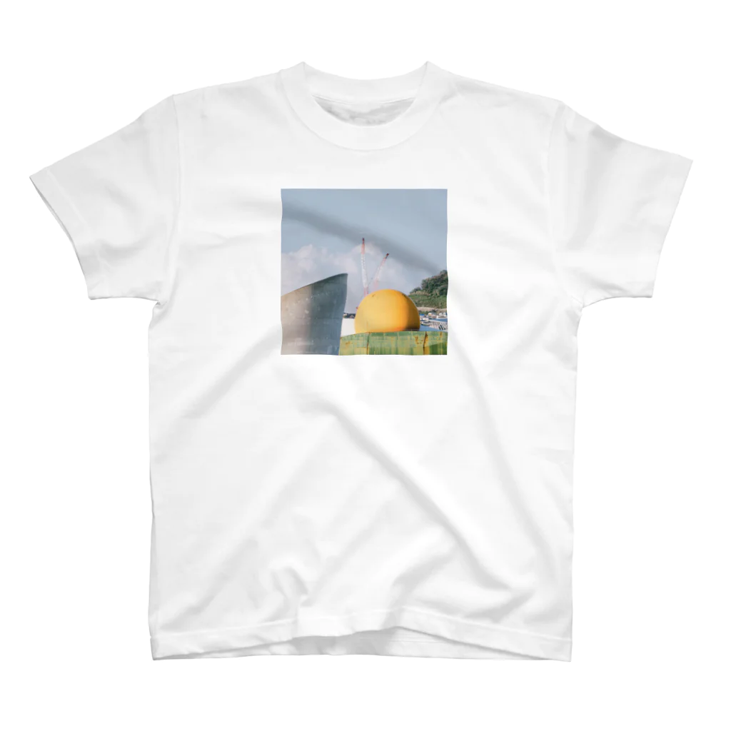 長崎日和の港のオブジェ＠長崎日和 Regular Fit T-Shirt