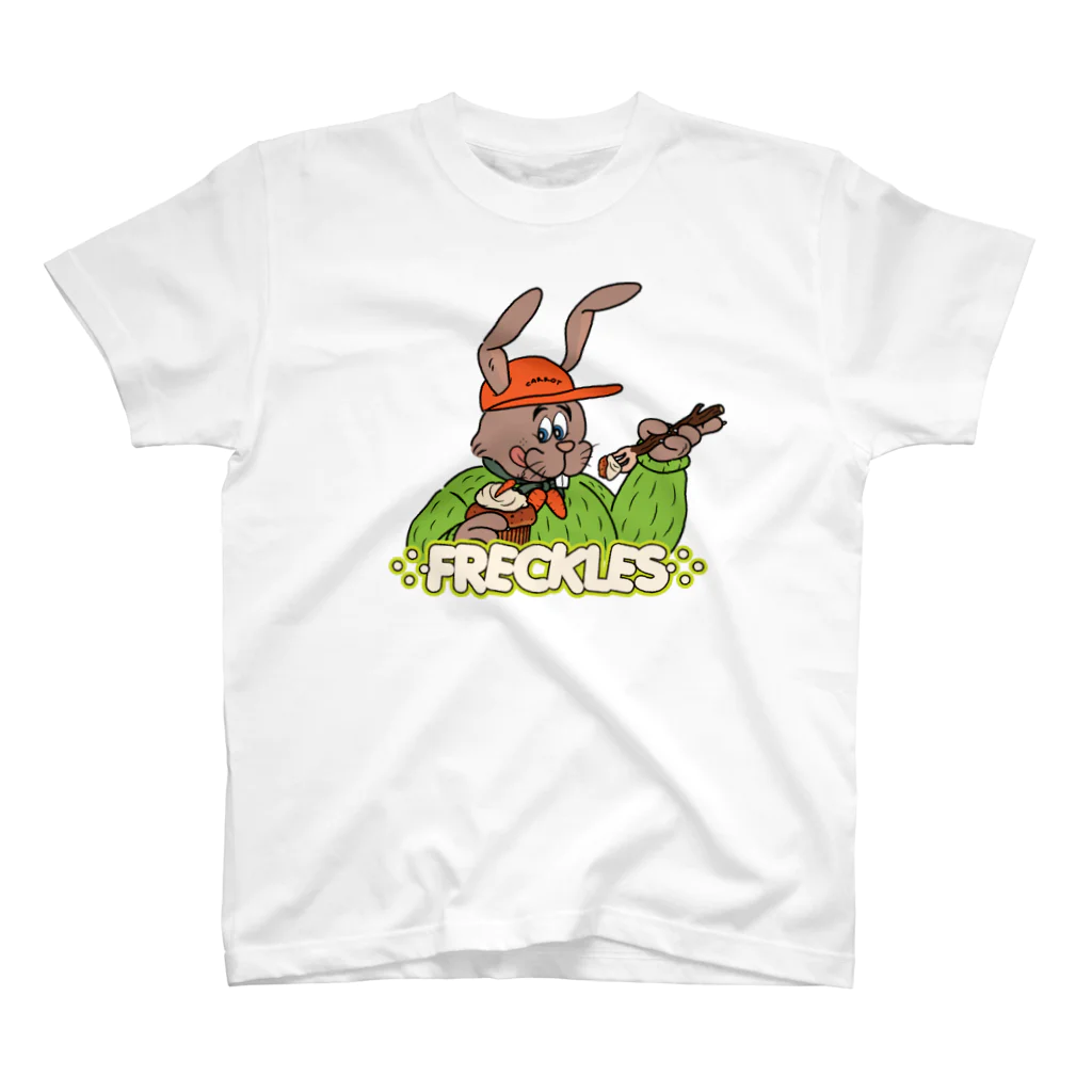 RIKOのキャロットケーキとウサギ Regular Fit T-Shirt