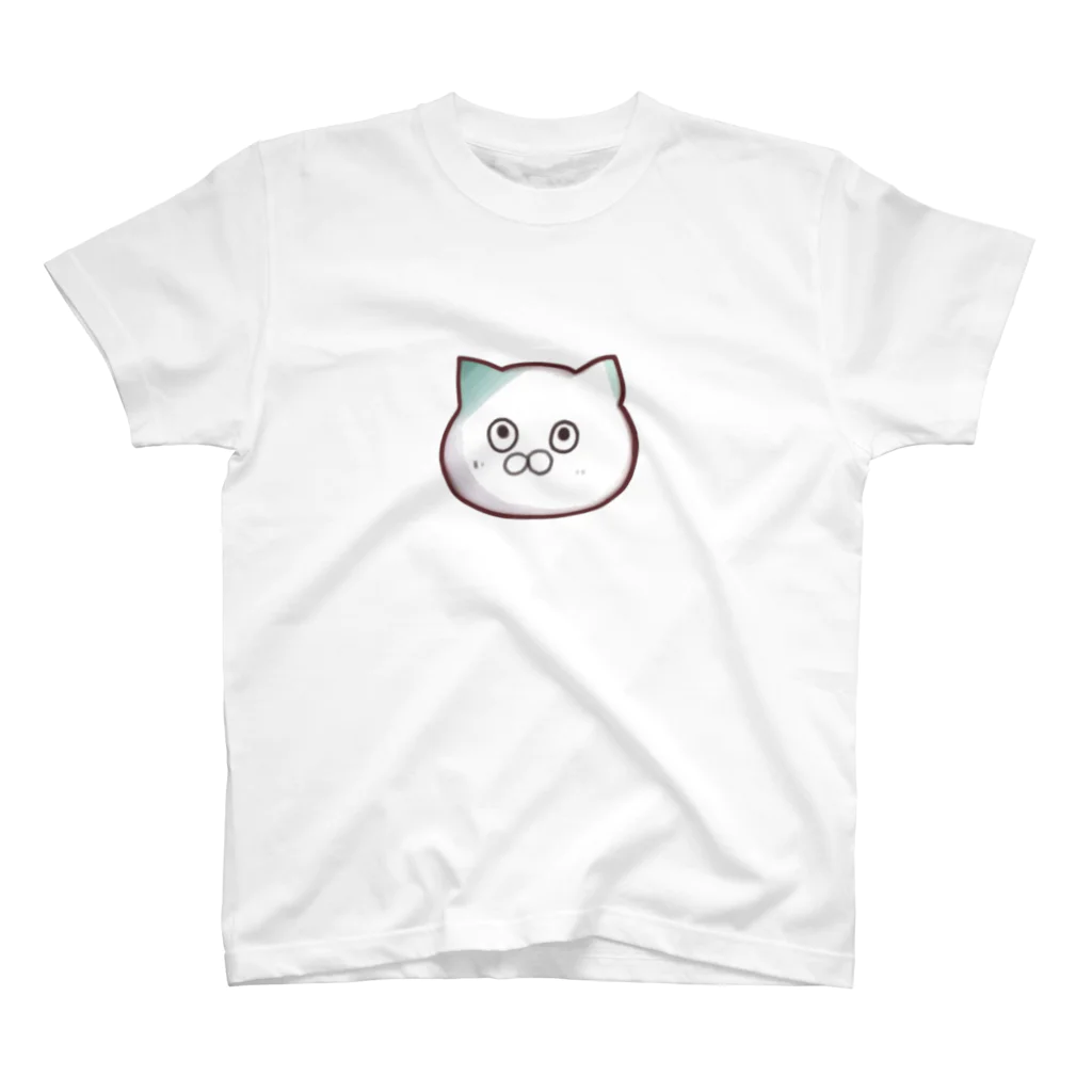 うめ味のおもちのもちねこ スタンダードTシャツ