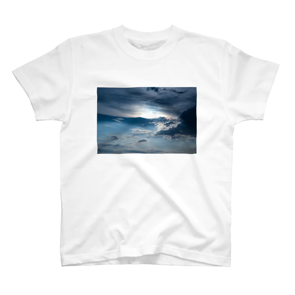 街の風景屋さんのsky #1 スタンダードTシャツ