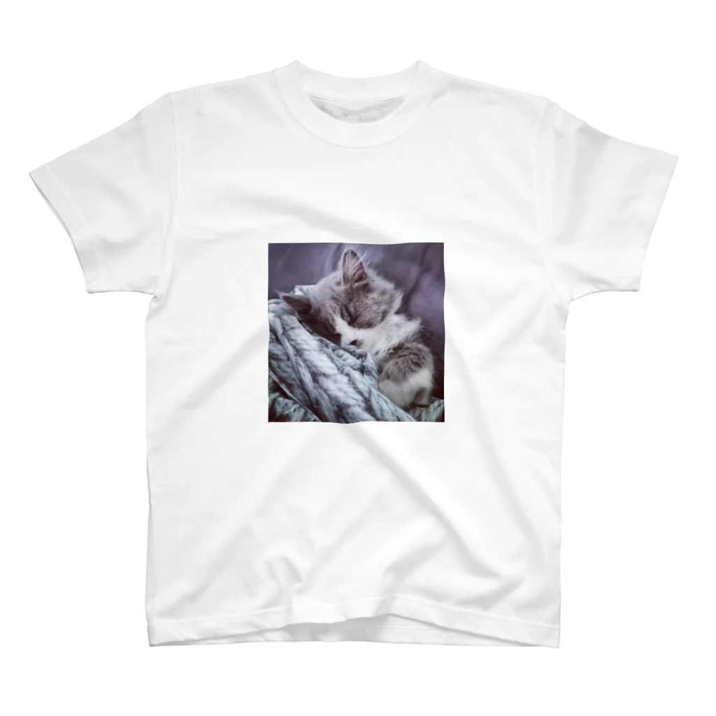 yumi81japanの助けてくださいfip cat Regular Fit T-Shirt