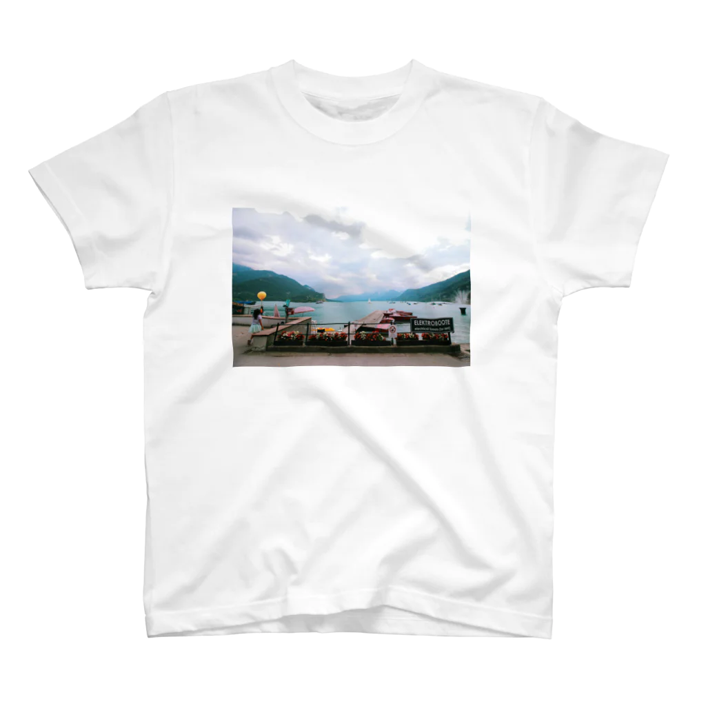 もくれん家のSt.Wolfgang スタンダードTシャツ