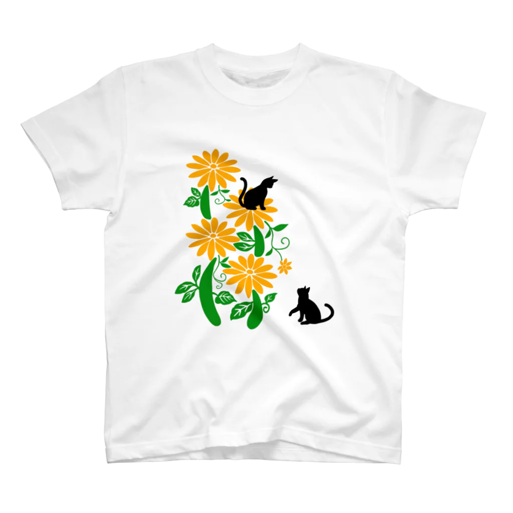 MegSan's free design🌷のフラワーキャットタワー(黒猫) Regular Fit T-Shirt