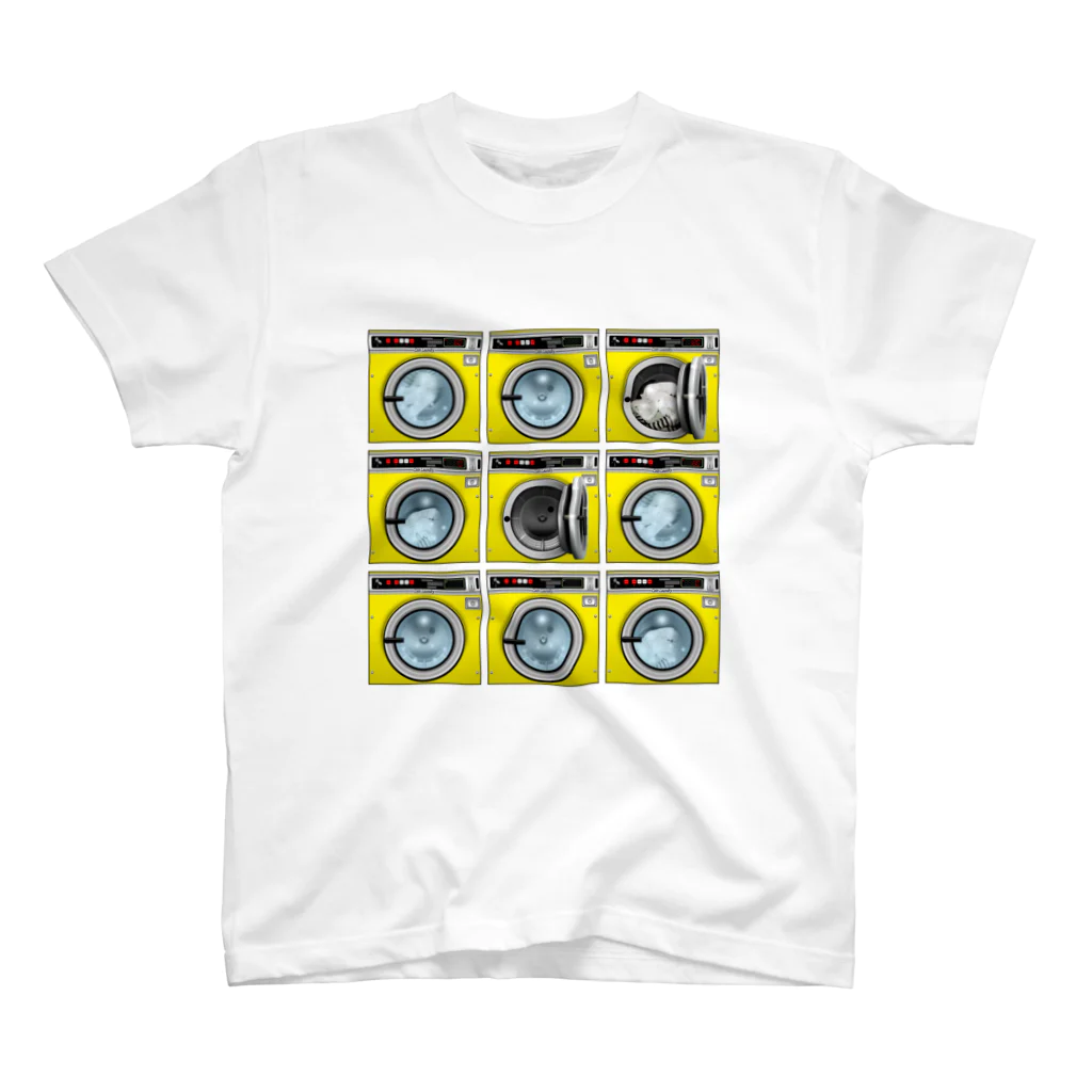 TOMOKUNIのコインランドリー Coin laundry【３×３】 Regular Fit T-Shirt