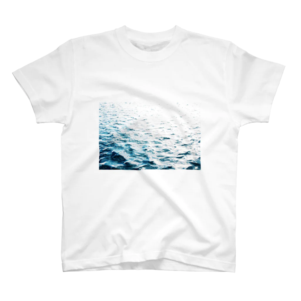 サユリニシヤマのsea Regular Fit T-Shirt