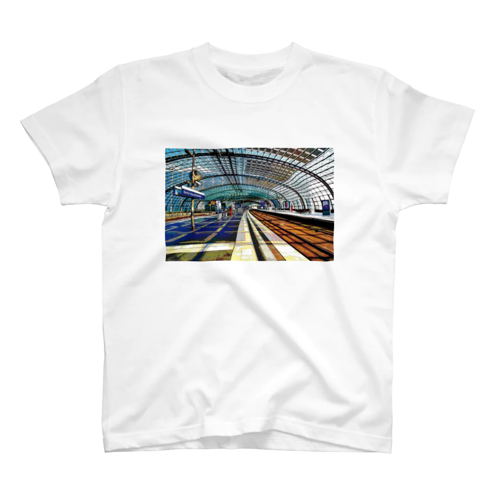 GALLERY misutawoのドイツ ベルリン中央駅のホーム スタンダードTシャツ