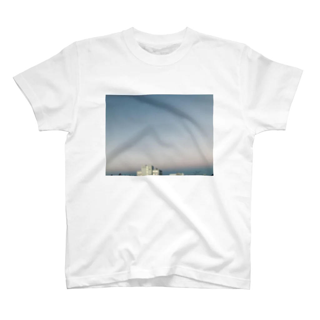 はるさめの青い空とグラデーション スタンダードTシャツ