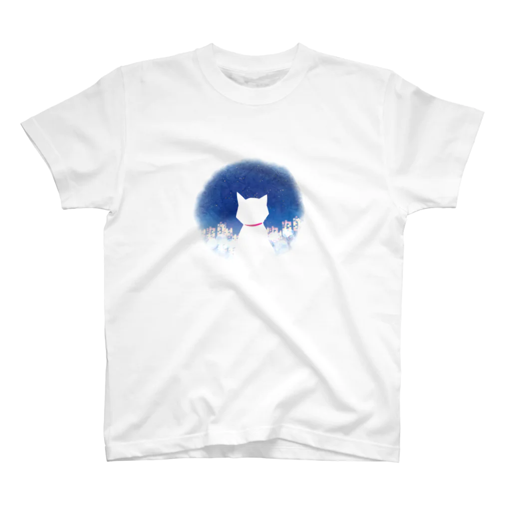 サワネチヒロのショップの夜のネオンと猫 Regular Fit T-Shirt