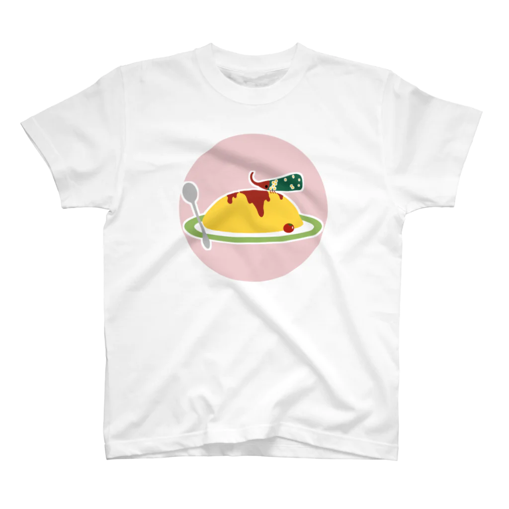 さとやまの民のオムライスをつまみ食いするテングビワハゴロモ スタンダードTシャツ