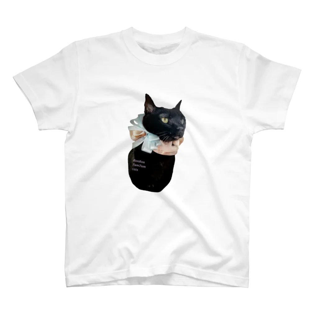 RonRon TumTum Catsのフリルリボンと黒猫 スタンダードTシャツ