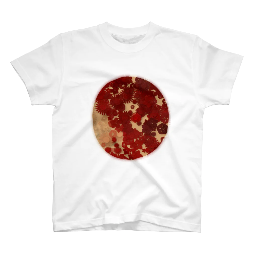 pianocurve DesignのMoon face designed with summer flowers No.14 Regular Fit T-Shirt