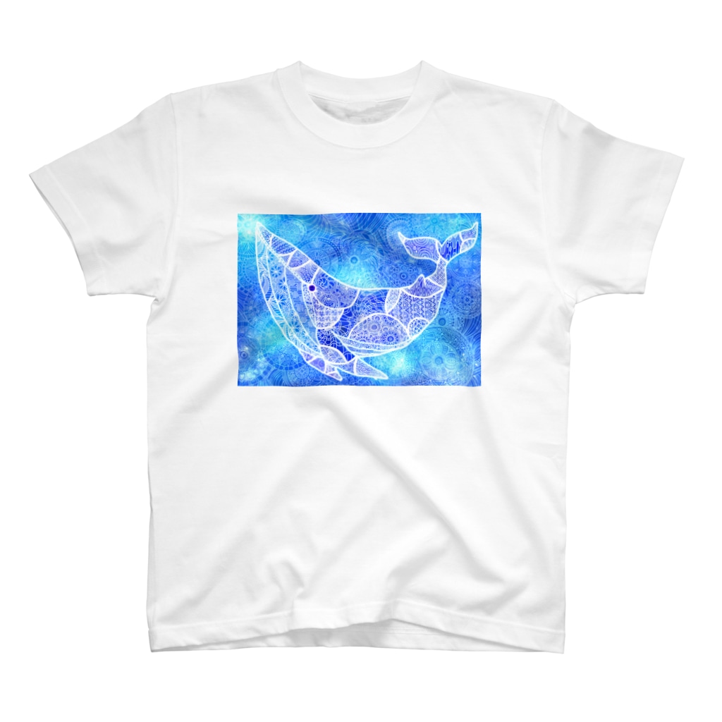 そのへんの黒猫の鯨 Regular Fit T-Shirt