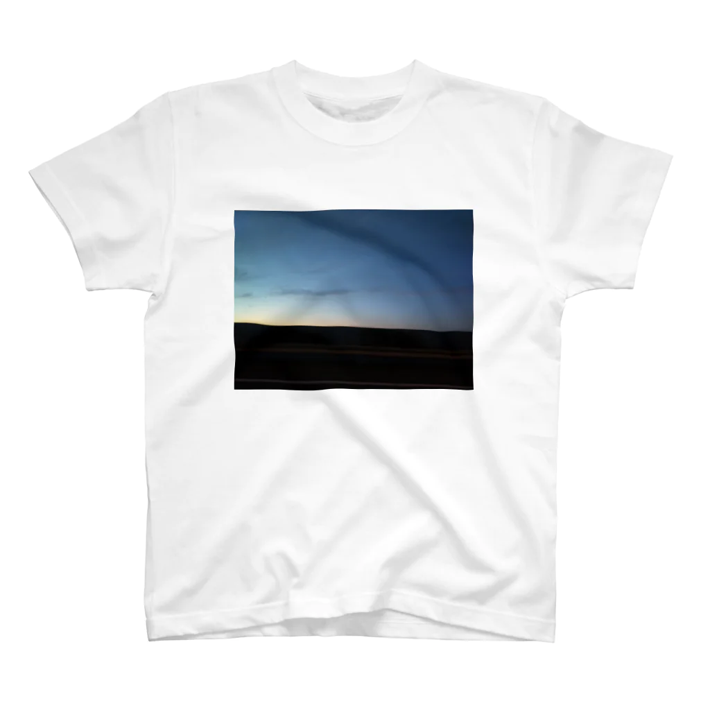 俺は猿!の夜景 スタンダードTシャツ