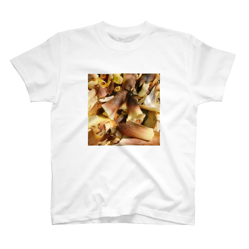 mitokonのたけのこむきむき Regular Fit T-Shirt