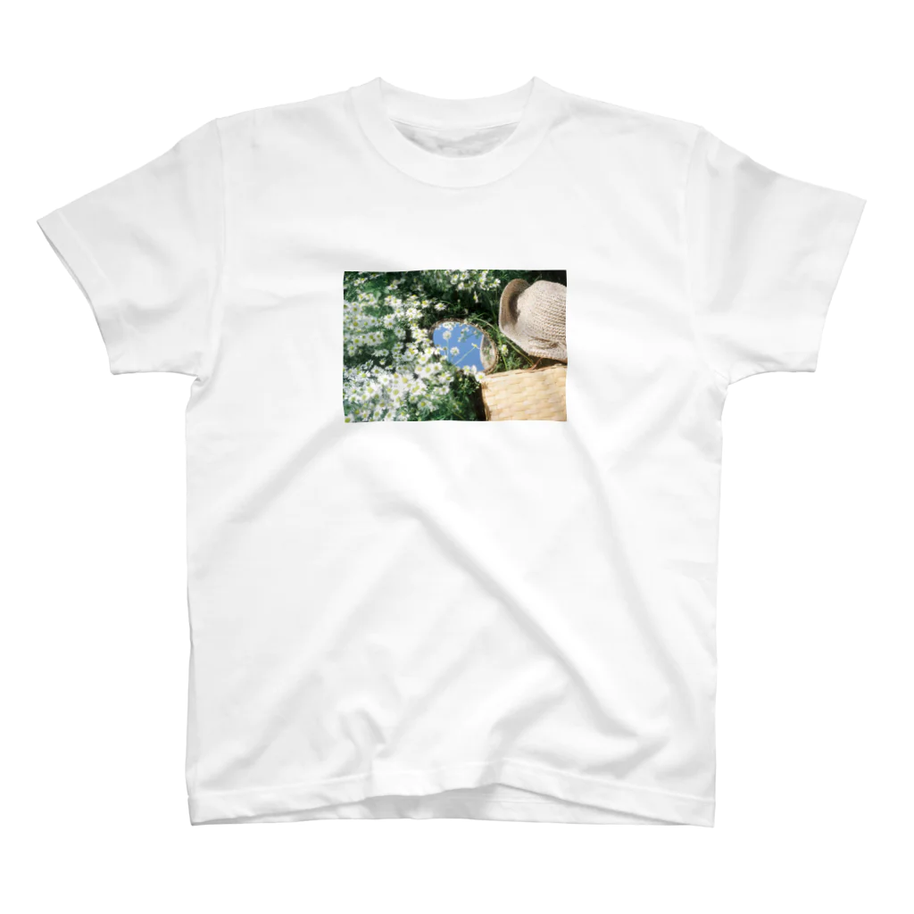 あさのみう。の花園 Regular Fit T-Shirt