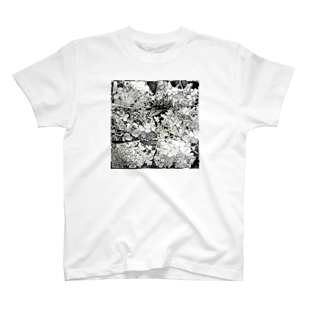 Hanamusubi001の紫陽花 Regular Fit T-Shirt